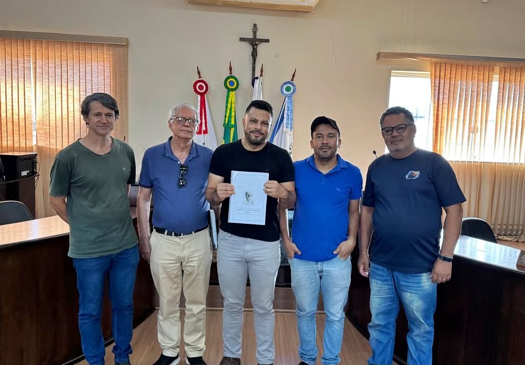 VISITA ESPECIAL À CÂMARA MUNICIPAL